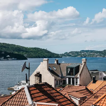 كلوستيرهاغين 3*